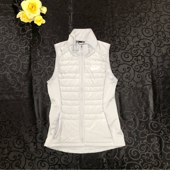 ⭐️NEW⭐️ Nike Running Vest for Women - Picture 4 of 11